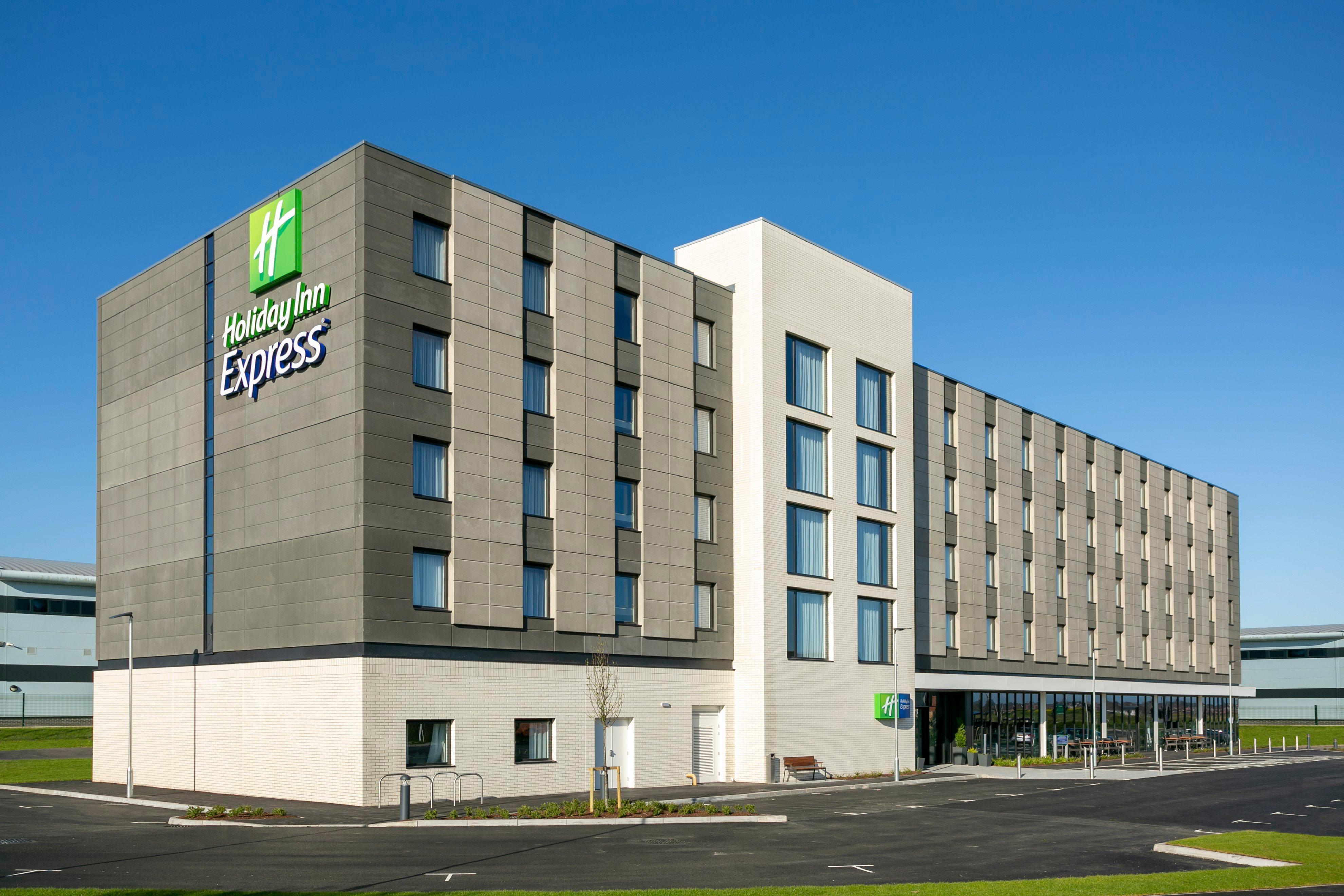 Holiday Inn Express Bridgwater M5, Jct24 By Ihg Exterior photo